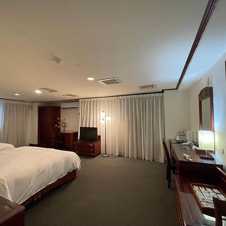 River Hotel Chiayi City Exterior photo