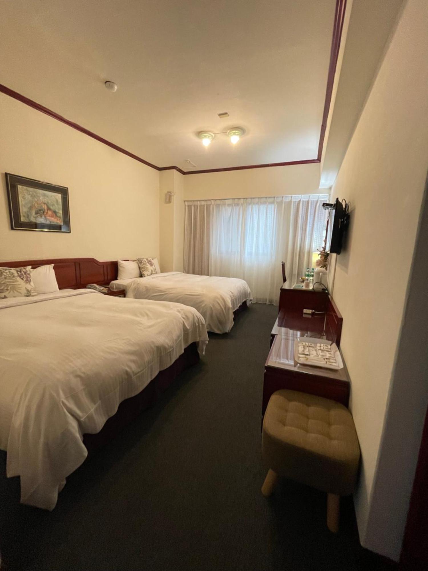 River Hotel Chiayi City Exterior photo