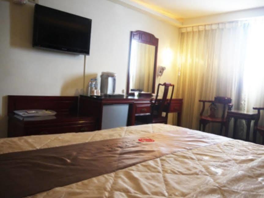 River Hotel Chiayi City Exterior photo